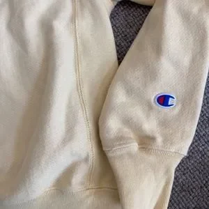 Pale yellow champion discount sweatshirt